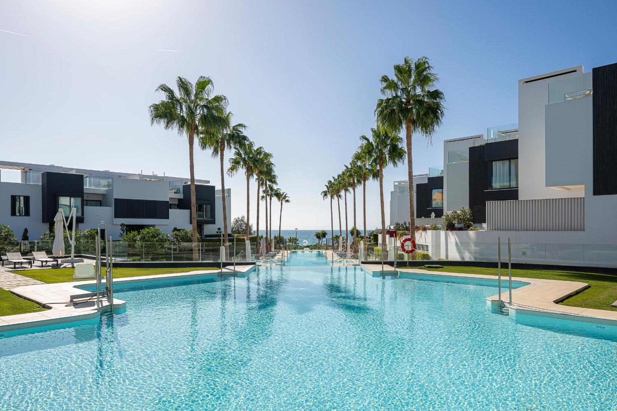 Luxury Townhouse Сasa de vacaciones Estepona